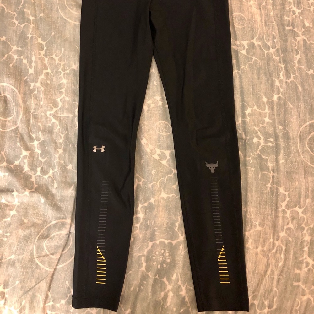 Under Armour Project Rock women’s heatgear legging